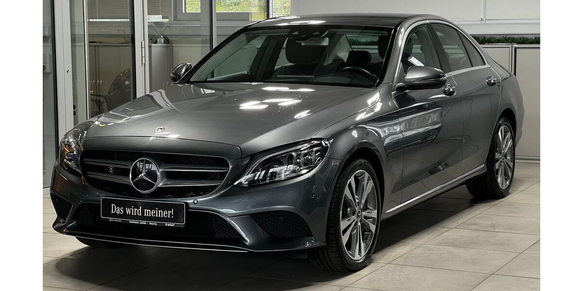 Mercedes-Benz C 300 91.710 km 28.770 &euro; Asperg 71679