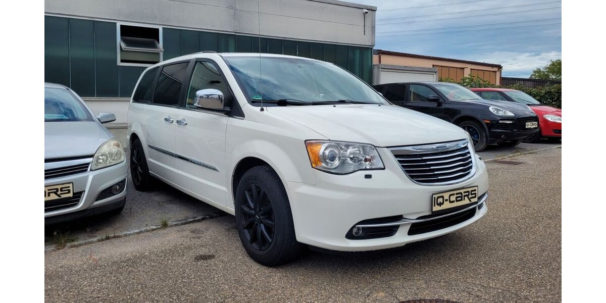 Chrysler Grand Voyager 177.500 km 9.890 &euro; Sachsenheim 74343