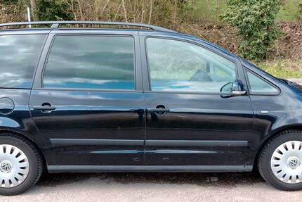 VW Sharan 317.000 km 2.300 &euro; Schorndorf 73614