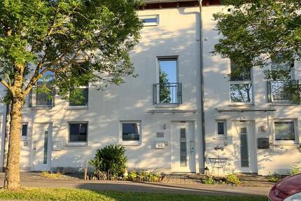 Haus Baltmannsweiler - 3.5 Zimmer, 114 m&sup2;, 570.000&euro; | Angebot:27117532