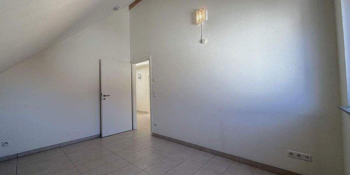 Etagenwohnung Weinstadt Beutelsbach - 3 Zimmer, 98 m&sup2;, 590.000&euro; | Angebot:25735493