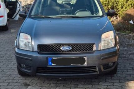 Ford Fusion 107.404 km 2.800 &euro; Lorch 73547