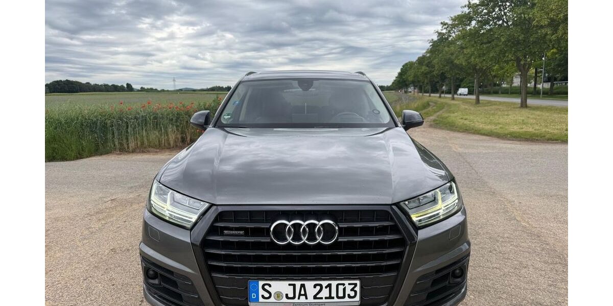 Audi Q7 234.000 km 23.999 &euro; Stuttgart 70327