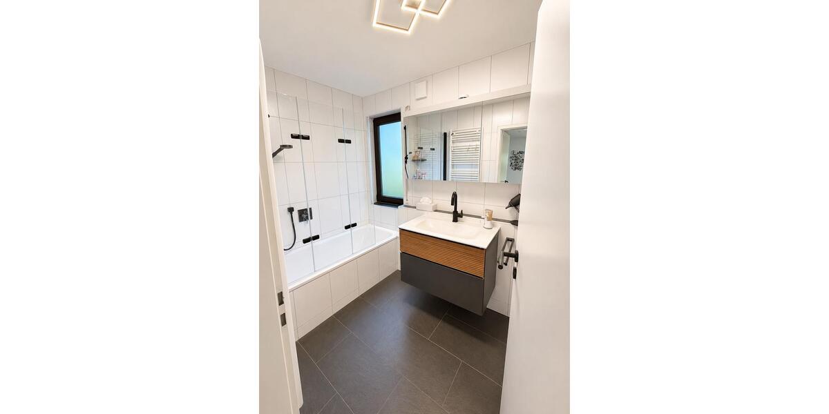 Etagenwohnung Schorndorf - 4 Zimmer, 88 m&sup2;, 420.000&euro; | Angebot:26698720
