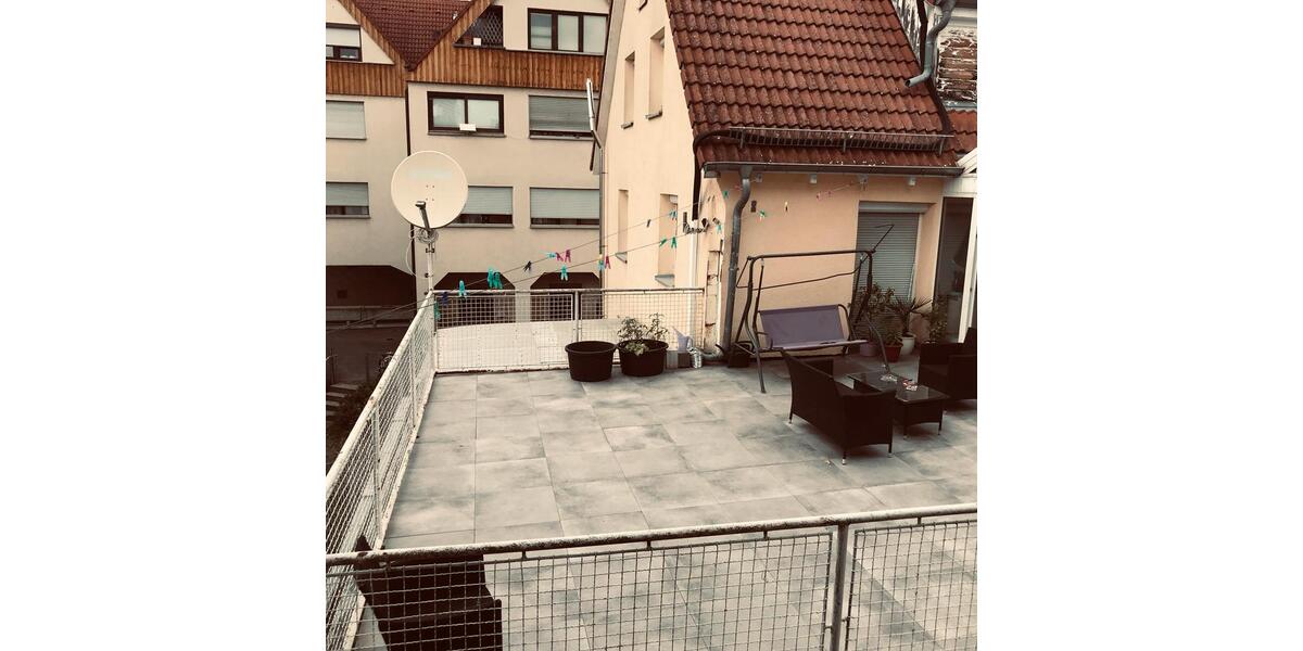 Terrassenwohnung Leonberg - 3 Zimmer, 93 m&sup2;, 1.600&euro; | Angebot:26036243