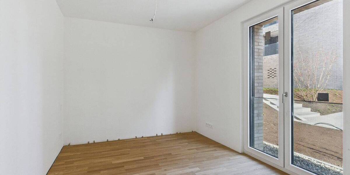 Etagenwohnung Sindelfingen Ost - 2 Zimmer, 71 m&sup2;, 1.320&euro; | Angebot:25680032