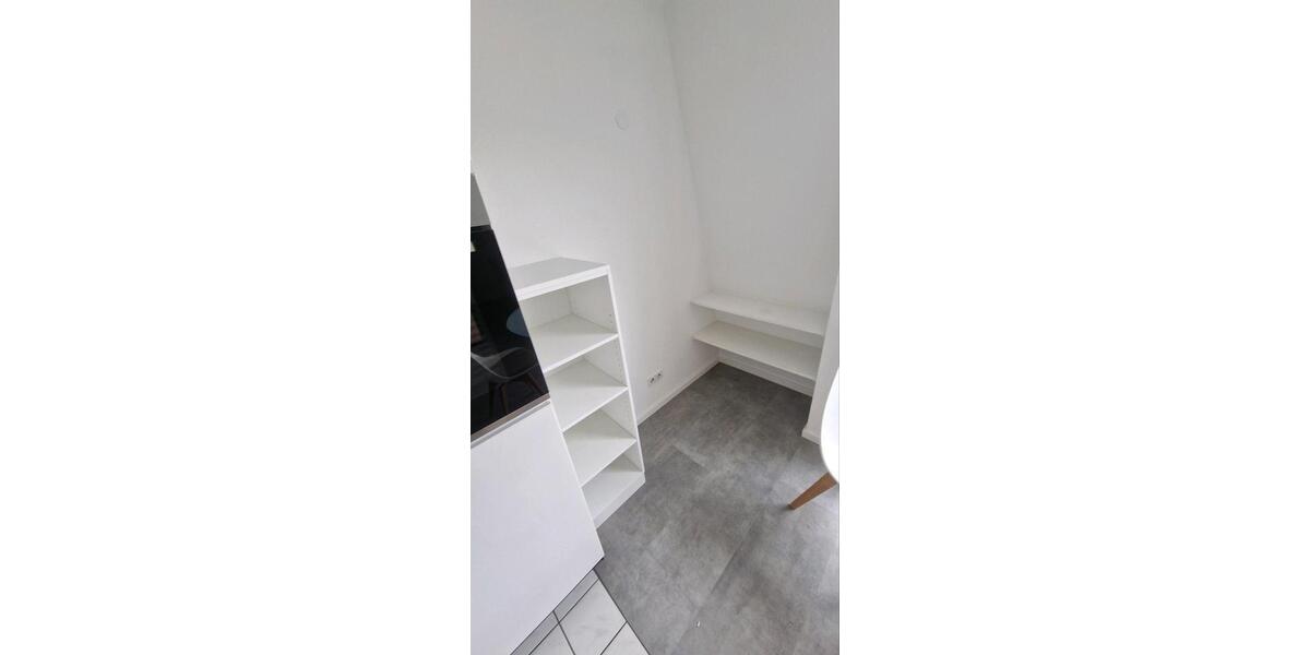 Etagenwohnung Stuttgart Bad Cannstatt - 2 Zimmer, 33 m&sup2;, 780&euro; | Angebot:25589643