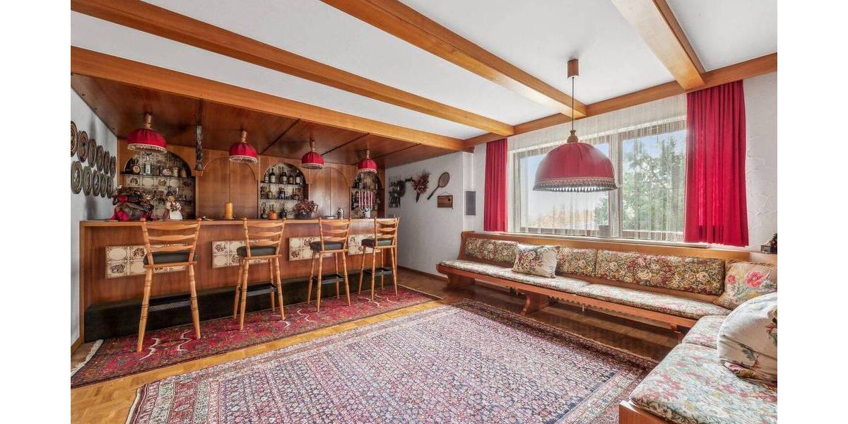 Einfamilienhaus Asperg - 9 Zimmer, 349 m&sup2;, 1.470.000&euro; | Angebot:25802152