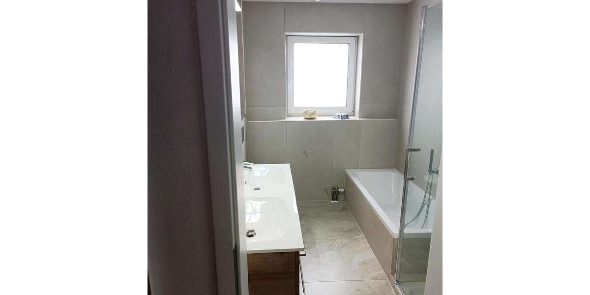 Mehrfamilienhaus, Wohnhaus Bönnigheim - 7 Zimmer, 237 m&sup2;, 735.000&euro; | Angebot:25783910