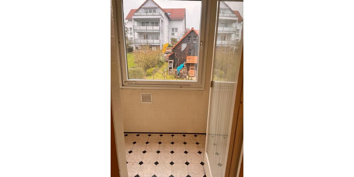 Etagenwohnung Aichwald - 3 Zimmer, 80 m&sup2;, 1.350&euro; | Angebot:25937689
