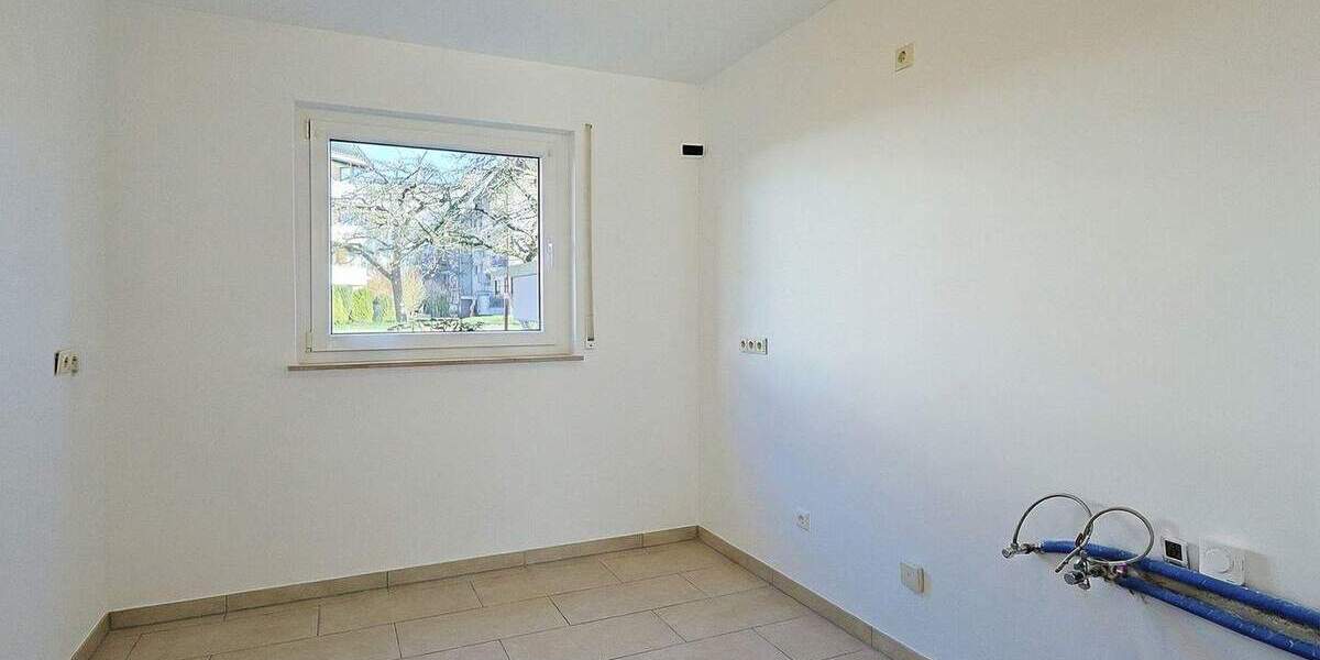 Etagenwohnung Kirchheim unter Teck Kirchheim - 4 Zimmer, 103 m&sup2;, 390.000&euro; | Angebot:25682127