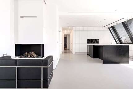 Wohnung Stuttgart Stuttgart-Süd - 4.5 Zimmer, 244 m&sup2;, 5.500&euro; | Angebot:27521949