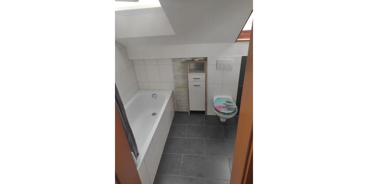 Dachgeschoßwohnung Waiblingen Bittenfeld - 2 Zimmer, 50 m&sup2;, 199.000&euro; | Angebot:25943093