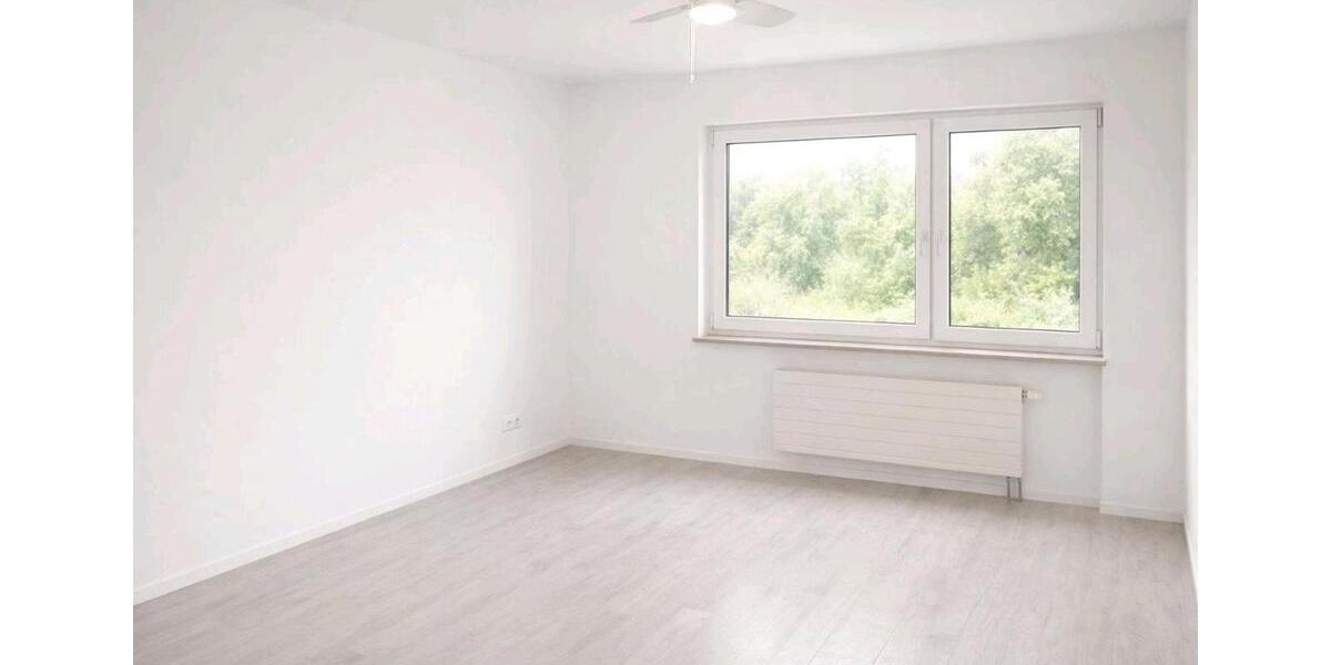 Erdgeschoßwohnung Sindelfingen - 3.5 Zimmer, 114 m&sup2;, 1.500&euro; | Angebot:26035412