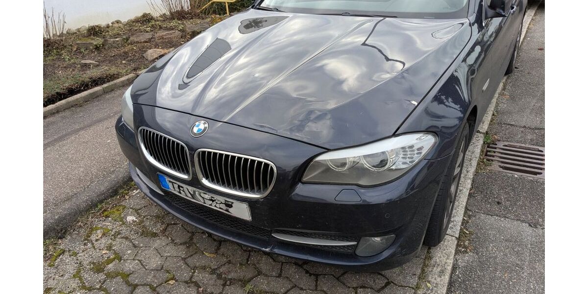 BMW 530 300.000 km 6.666 &euro; Esslingen am Neckar 73732