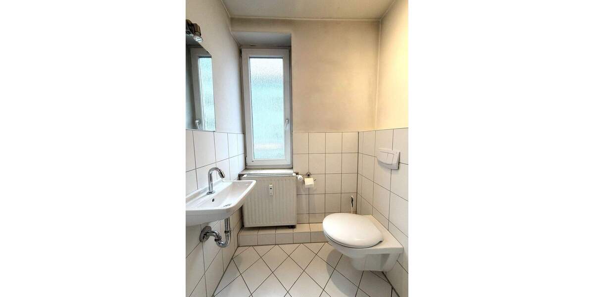 Etagenwohnung Stuttgart / Stuttgart-West West - 3 Zimmer, 105 m&sup2;, 1.745&euro; | Angebot:25746195