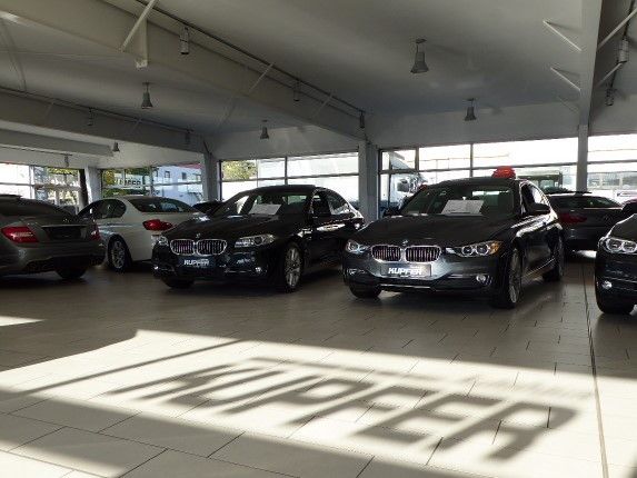 BMW i4 16.180 km 51.900 &euro; Vaihingen / Enz 71665