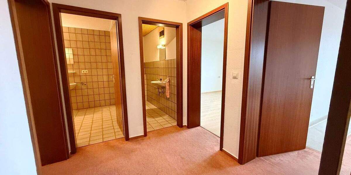 Reihenmittelhaus Reichenbach - 5 Zimmer, 147 m&sup2;, 430.000&euro; | Angebot:25777580