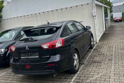 Mitsubishi Lancer 275.000 km 2.599 &euro; Leonberg 71229