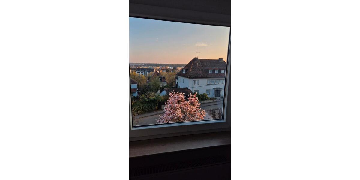 Dachgeschoßwohnung Stuttgart Mühlhausen - 3 Zimmer, 53 m&sup2;, 1.250&euro; | Angebot:25924209