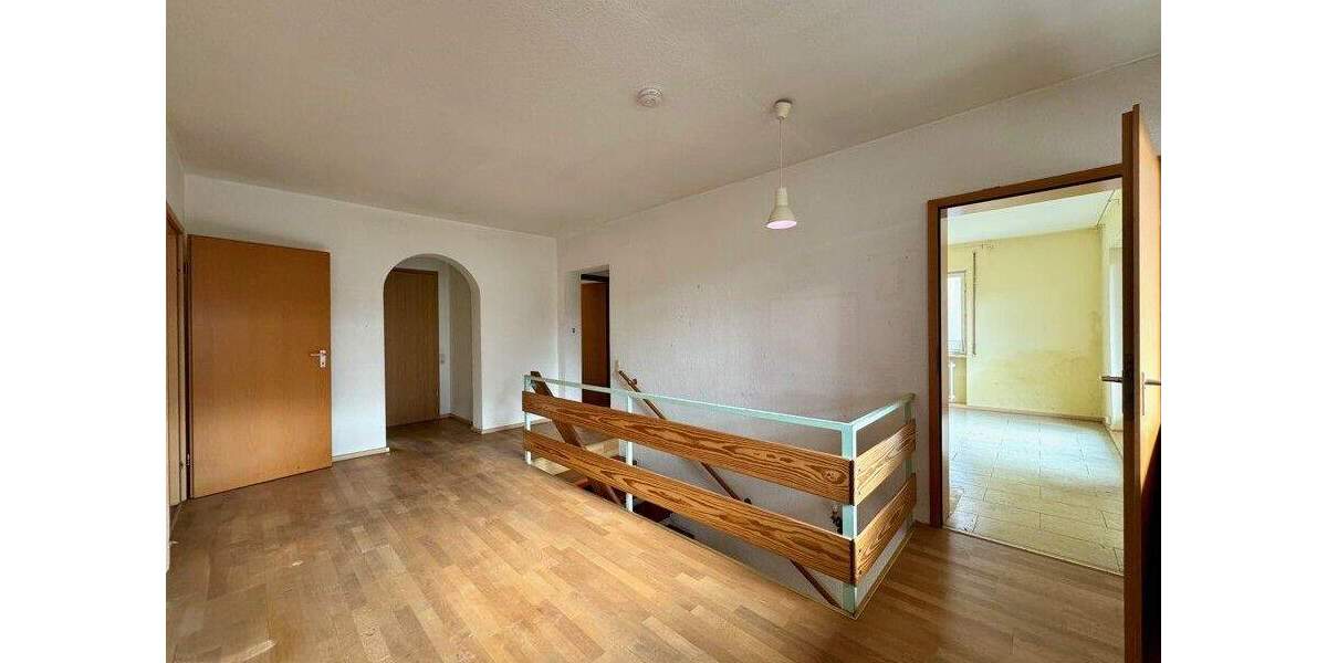Einfamilienhaus Allmersbach im Tal Allmersbach - 8 Zimmer, 192 m&sup2;, 469.000&euro; | Angebot:25695928