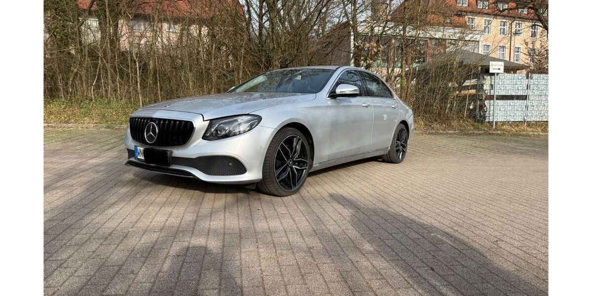 Mercedes-Benz E 250 121.000 km 21.999 &euro; Backnang 71522
