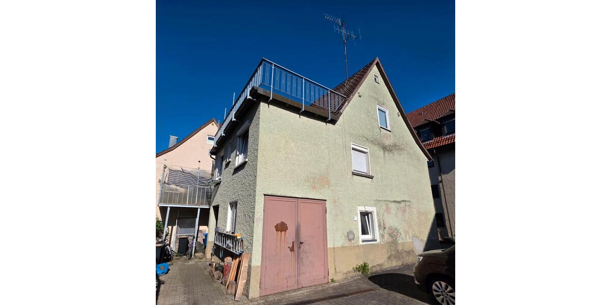 Doppelhaushälfte Lauffen am Neckar - 5 Zimmer, 160 m&sup2;, 200.000&euro; | Angebot:26889762