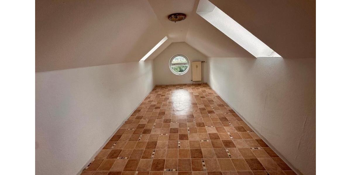 Maisonettenwohnung Göppingen - 3.5 Zimmer, 94 m&sup2;, 1.050&euro; | Angebot:25138385