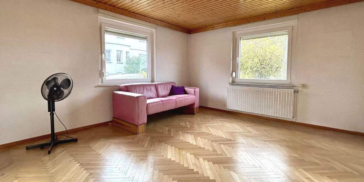 Etagenwohnung Stuttgart Feuerbach - 3 Zimmer, 89 m&sup2;, 329.000&euro; | Angebot:25796478