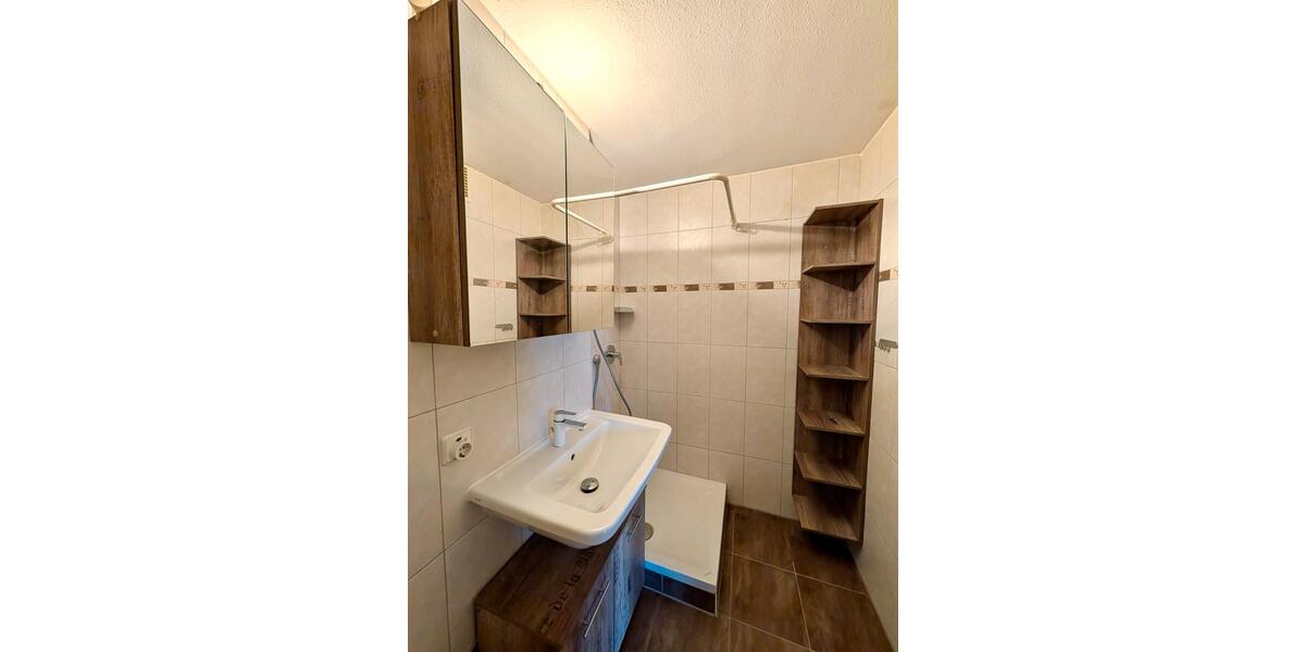 Etagenwohnung Ludwigsburg - 2 Zimmer, 73 m&sup2;, 289.000&euro; | Angebot:25415563