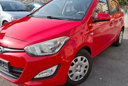 Hyundai i20 162.000 km 2.999 &euro; Stuttgart 70195