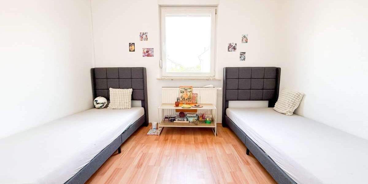 Mehrfamilienhaus, Wohnhaus Sindelfingen Maichingen - 1 Zimmer, 228 m&sup2;, 895.000&euro; | Angebot:25769435