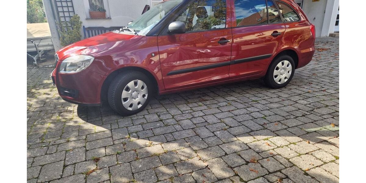 Skoda Fabia 103.000 km 3.790 &euro; Ludwigsburg 71636