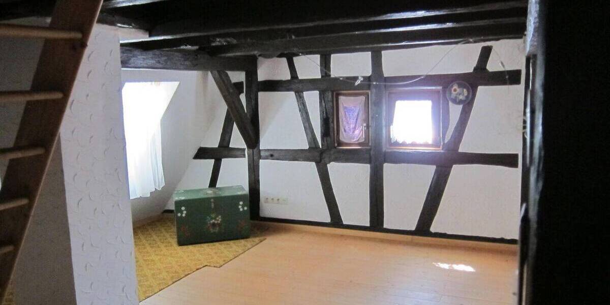 Bauernhaus, Landhaus Eberdingen Hochdorf - 7 Zimmer, 165 m&sup2;, 385.000&euro; | Angebot:25746457