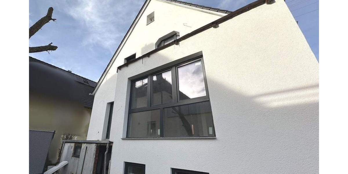 Mehrfamilienhaus, Wohnhaus Schwaikheim - 9 Zimmer, 218 m&sup2;, 749.000&euro; | Angebot:25662282