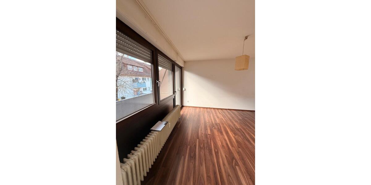 Etagenwohnung Stuttgart Mühlhausen - 2.5 Zimmer, 60 m&sup2;, 700&euro; | Angebot:26032172