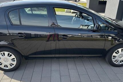 Opel Corsa 151.000 km 3.490 &euro; Stuttgart 70188