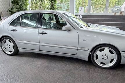 Mercedes-Benz E 55 AMG 134.575 km 25.999 &euro; Ludwigsburg 71642