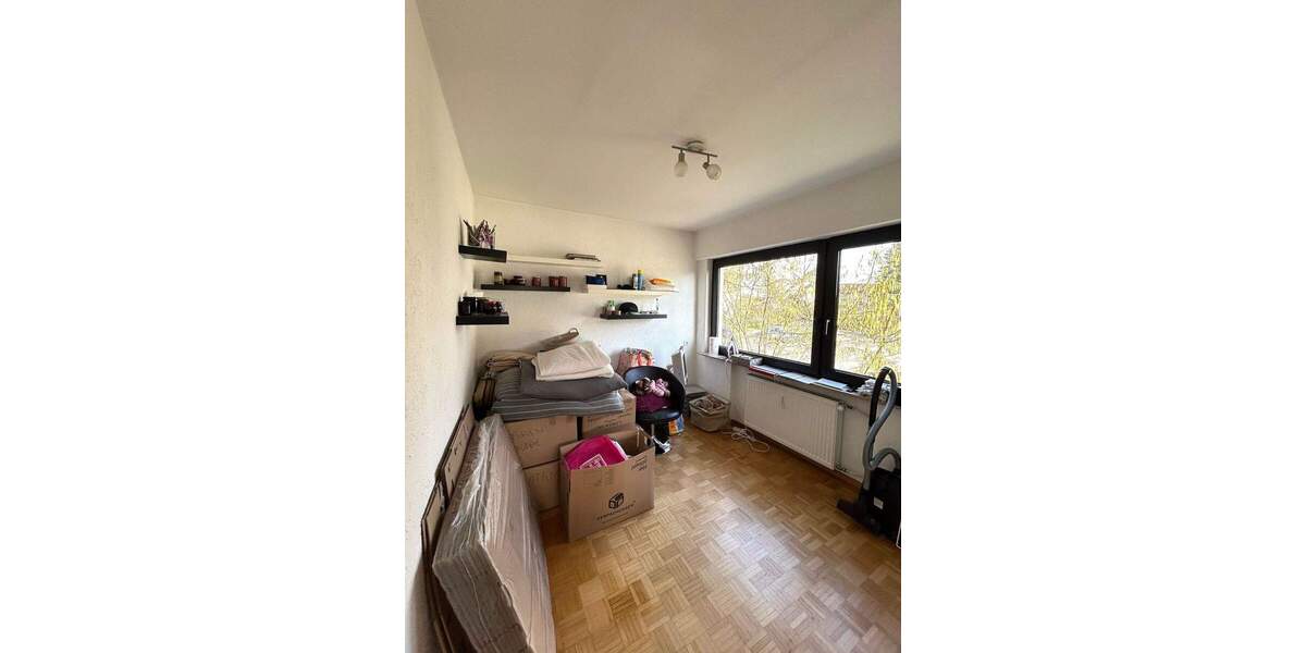 Etagenwohnung Backnang - 4 Zimmer, 90 m&sup2;, 295.000&euro; | Angebot:25771359