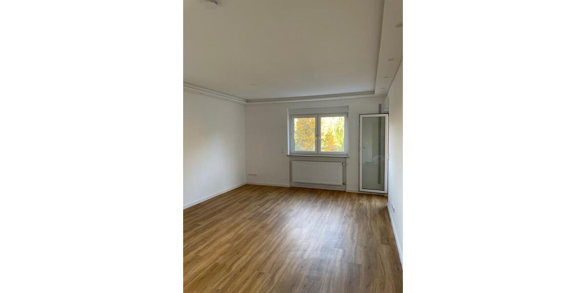 Etagenwohnung Stuttgart Stuttgart-West - 3 Zimmer, 82 m&sup2;, 1.150&euro; | Angebot:25760654