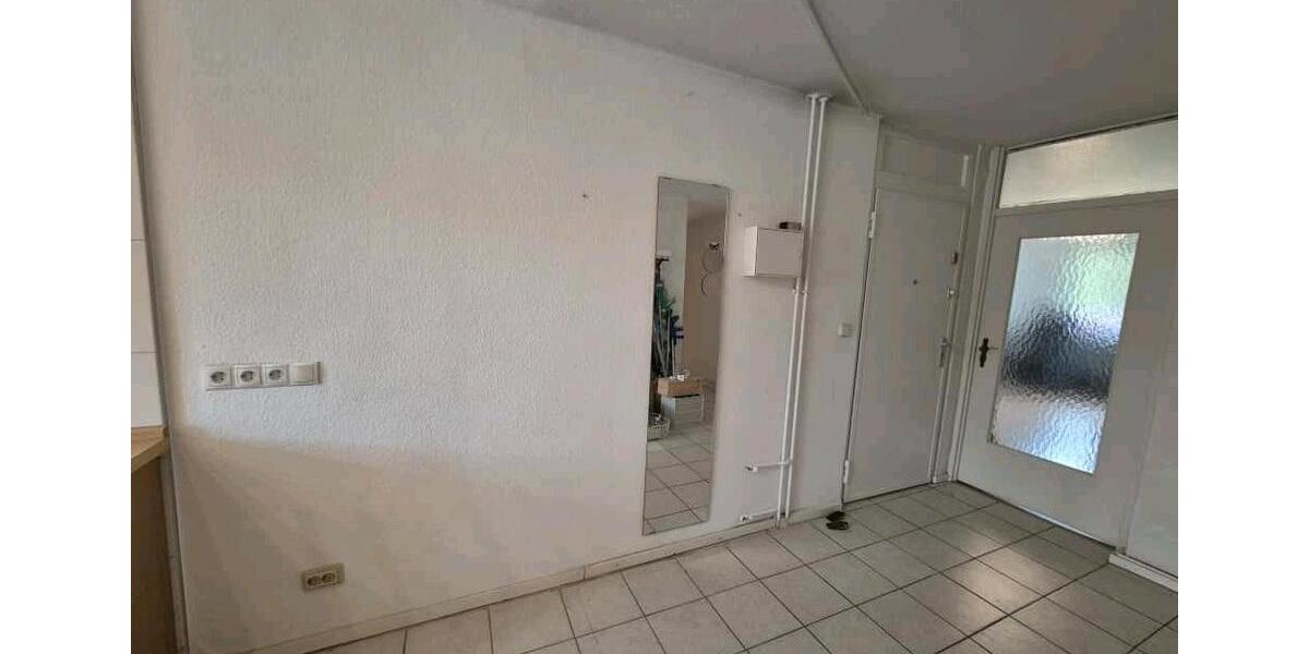 Etagenwohnung Ludwigsburg - 4.5 Zimmer, 95 m&sup2;, 299.900&euro; | Angebot:24709928