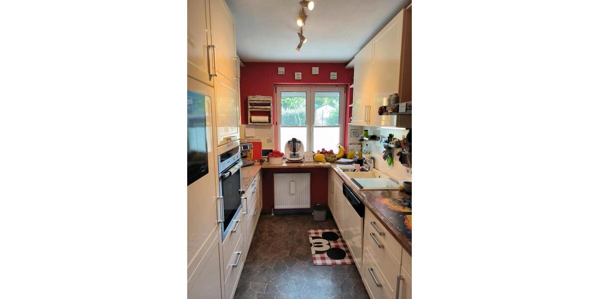 Einfamilienhaus Stuttgart Birkach - 8 Zimmer, 200 m&sup2;, 4.200&euro; | Angebot:21215177