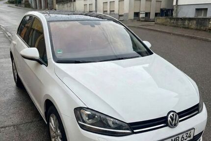 VW Golf 102.000 km 9.500 &euro; Stuttgart 70565