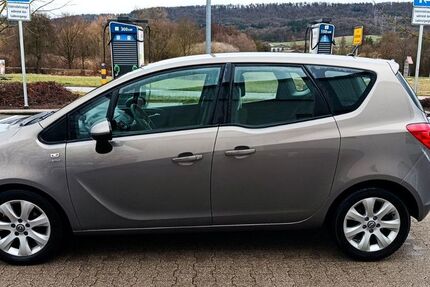 Opel Meriva 71.800 km 5.790 &euro; Großbottwar 71723