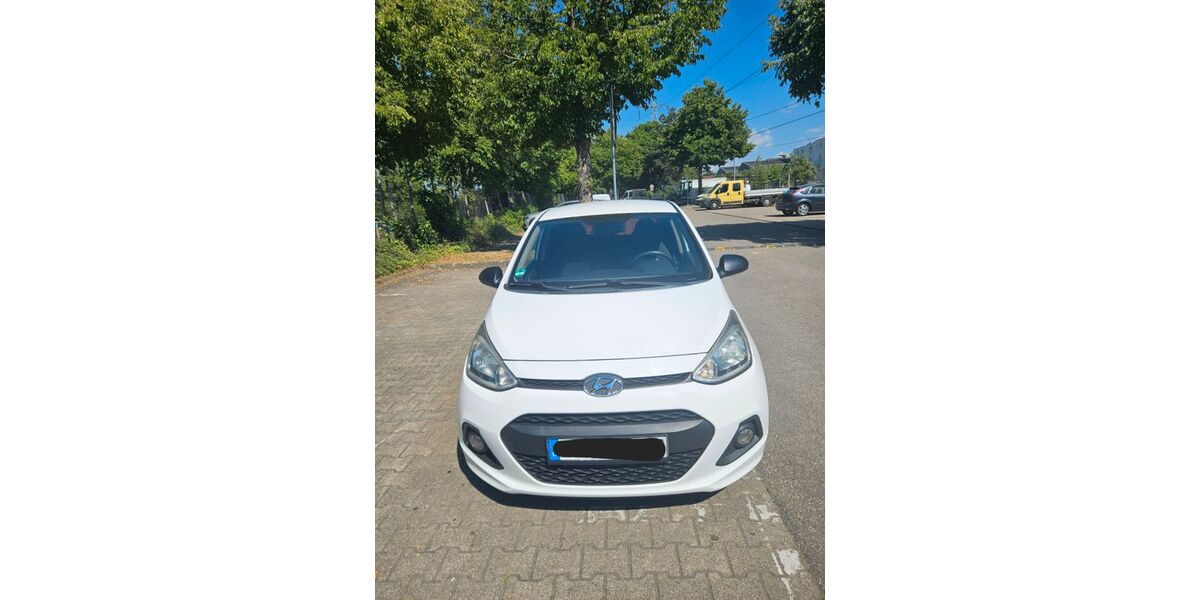 Hyundai i10 125.155 km 5.200 &euro; Ludwigsburg 71634