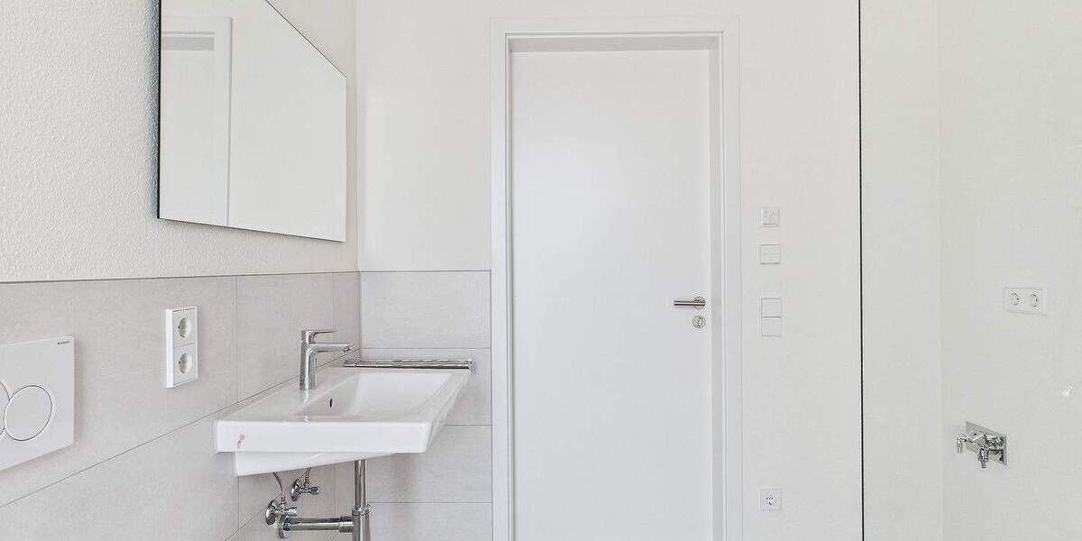 Etagenwohnung Sindelfingen Ost - 2 Zimmer, 60 m&sup2;, 1.280&euro; | Angebot:25676090