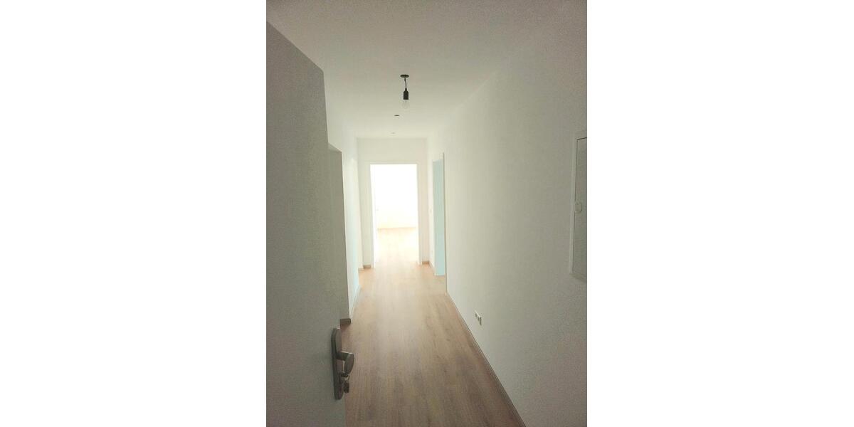 Etagenwohnung Uhingen - 2 Zimmer, 80 m&sup2;, 980&euro; | Angebot:27553307