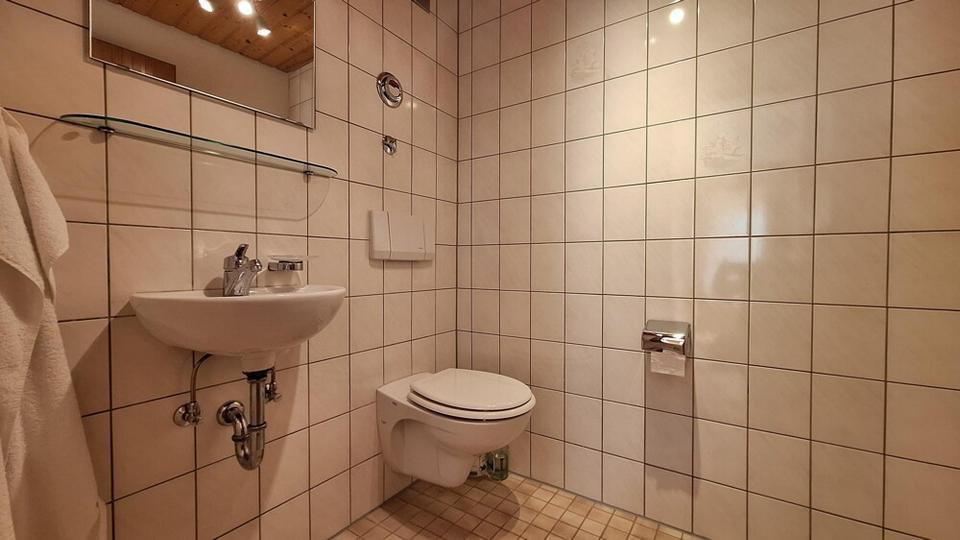 Erdgeschoßwohnung Marbach am Neckar - 4 Zimmer, 121 m&sup2;, 1.500&euro; | Angebot:24815147