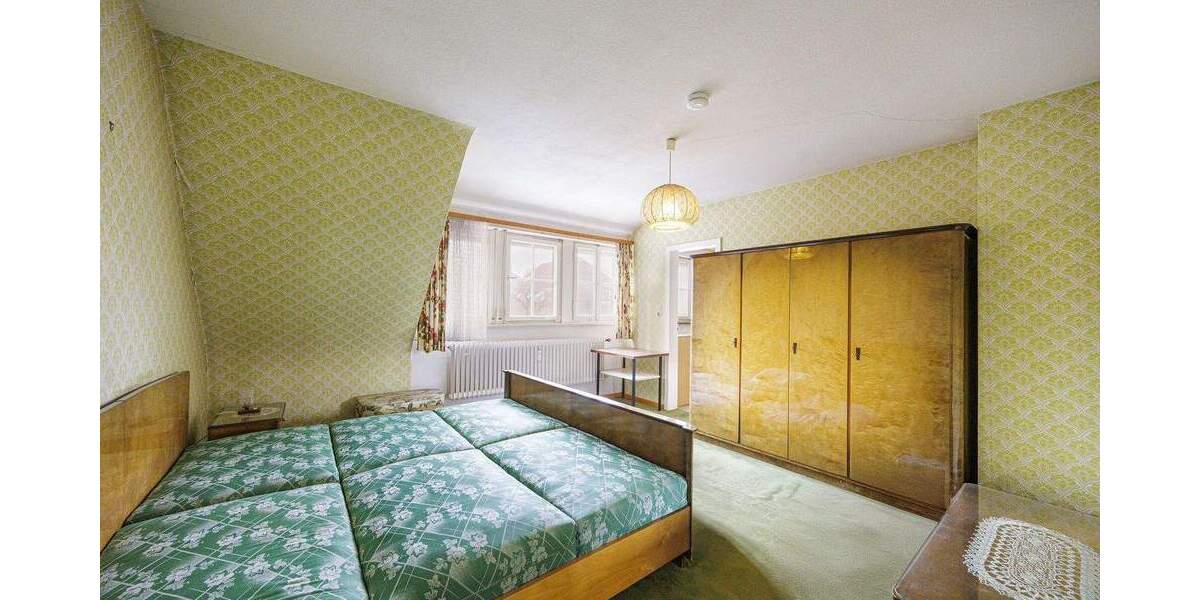 Etagenwohnung Ludwigsburg Ost - 4 Zimmer, 74 m&sup2;, 199.000&euro; | Angebot:25775333