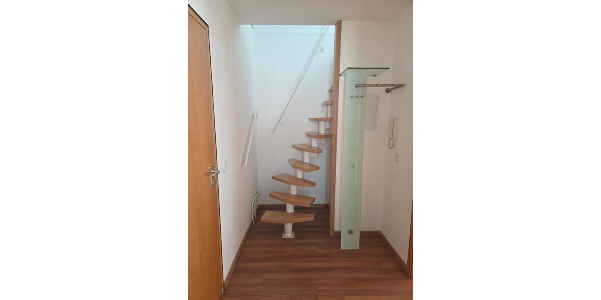 Dachgeschoßwohnung Plochingen - 3 Zimmer, 103 m&sup2;, 295.000&euro; | Angebot:26606972